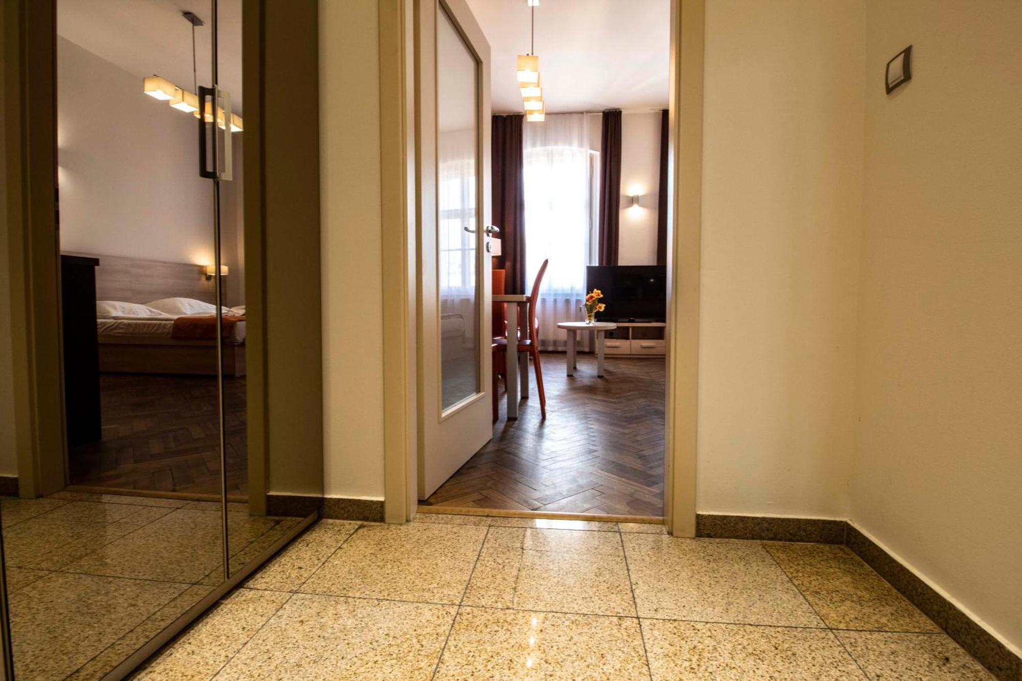 U Cerne Veze Aparthotel